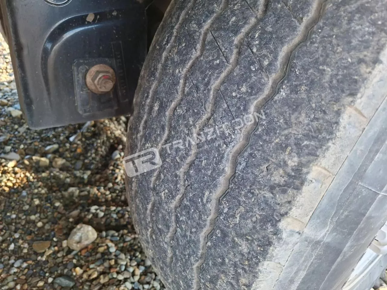 Полуприцеп Шторно-Бортовой Kassbohrer Арт: 2676